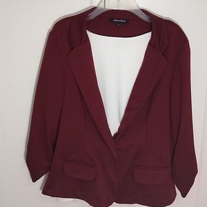 Woman's Blazer With 3/4 Sleeve